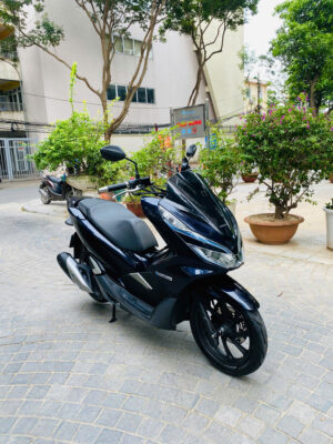 HONDA PCX 150Fi NHẬP KHẨU HIBRID 2021